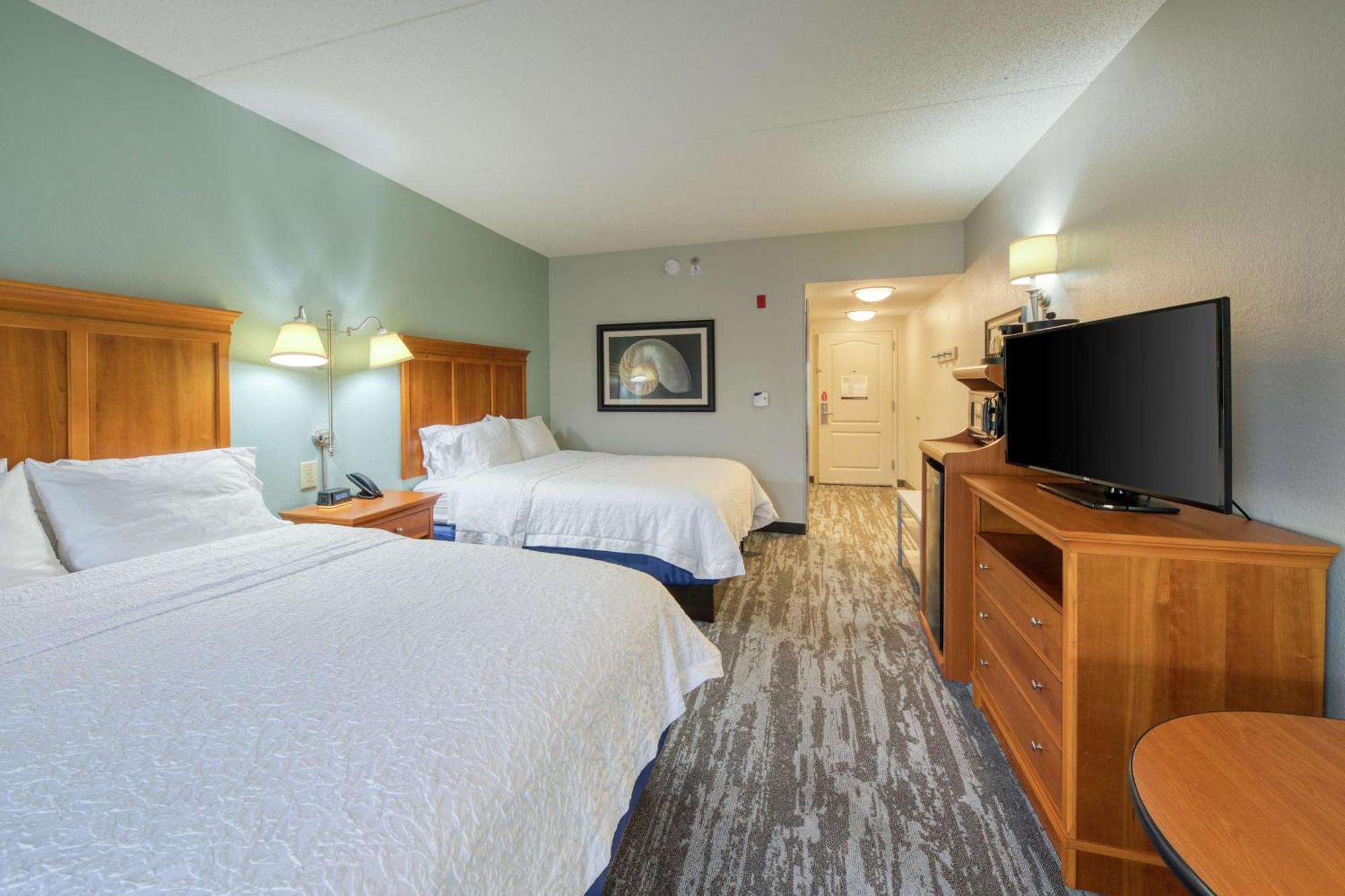 Hampton Inn Wilmington University Area Exterior photo