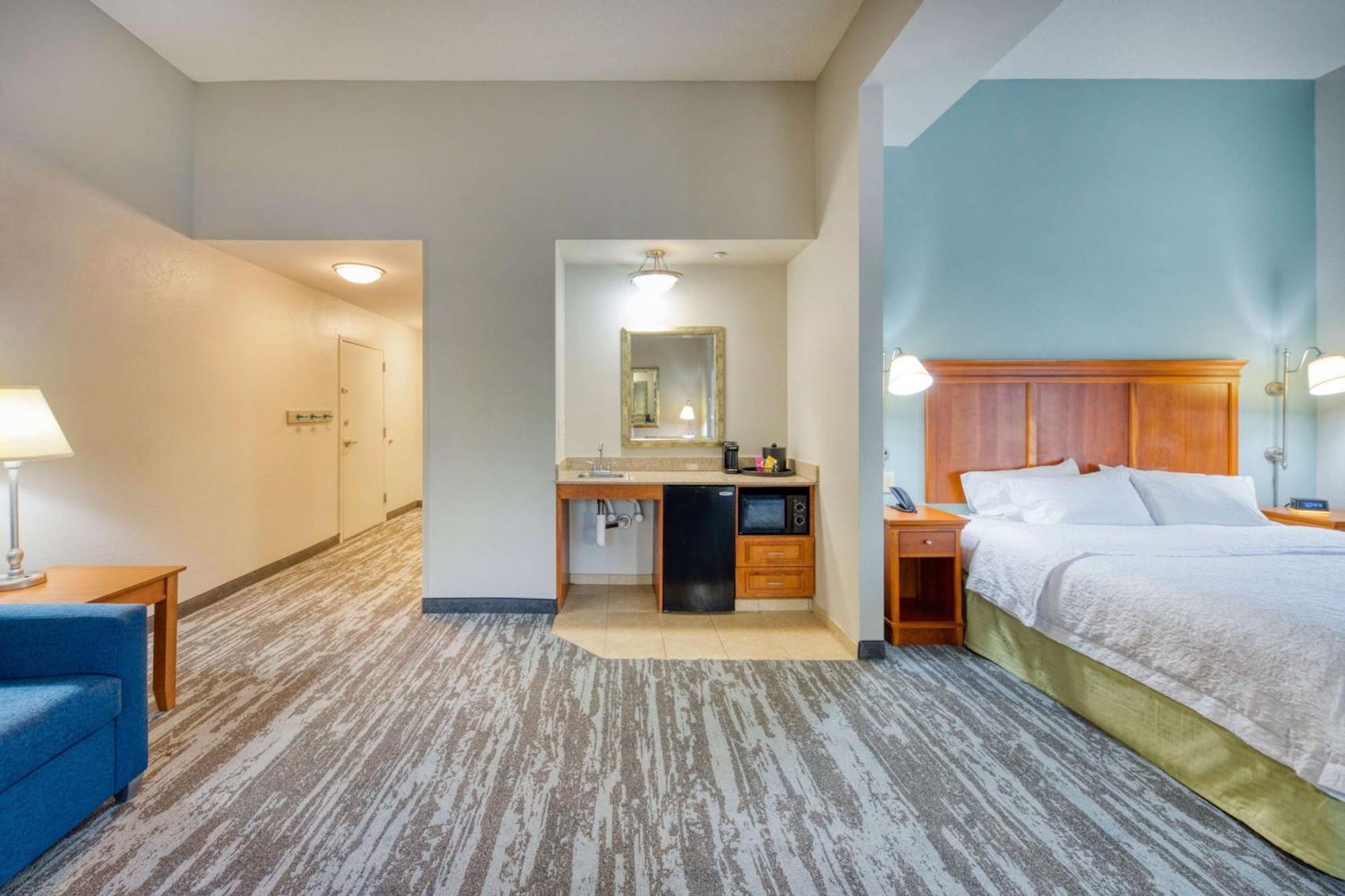 Hampton Inn Wilmington University Area Exterior photo