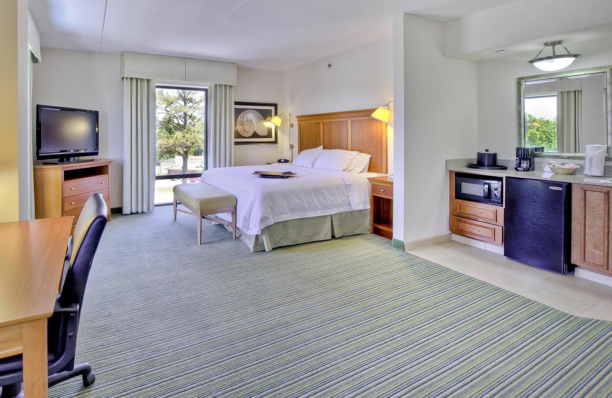 Hampton Inn Wilmington University Area Exterior photo